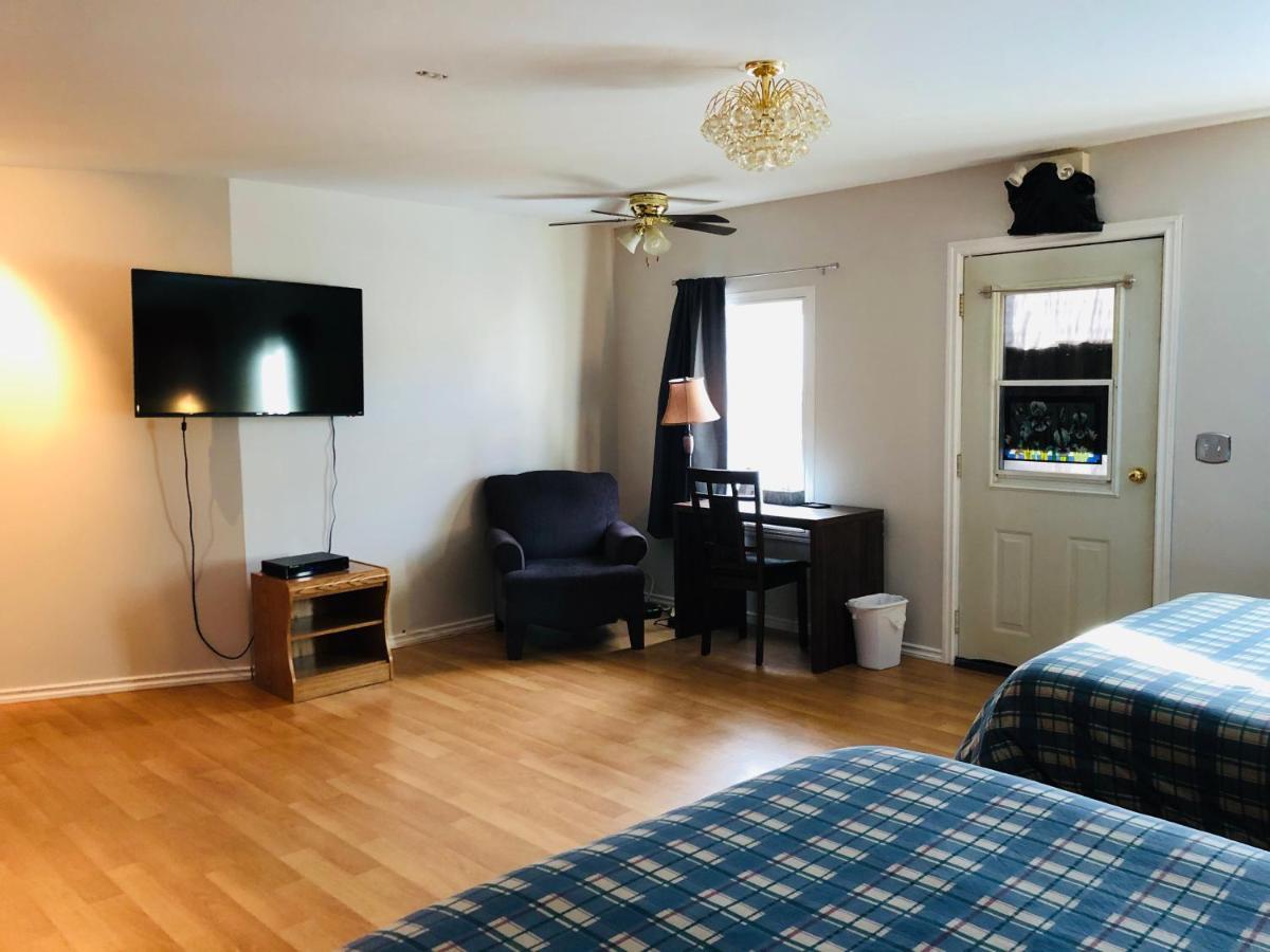 Downtown Whitehorse 2 Bedroom House Zewnętrze zdjęcie